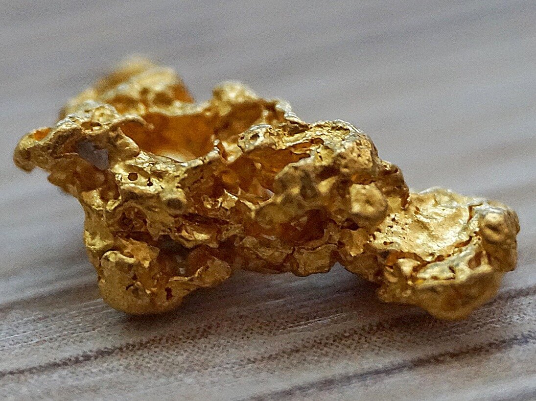 Золотой самородок. Фото с сайта https://pixabay.com/