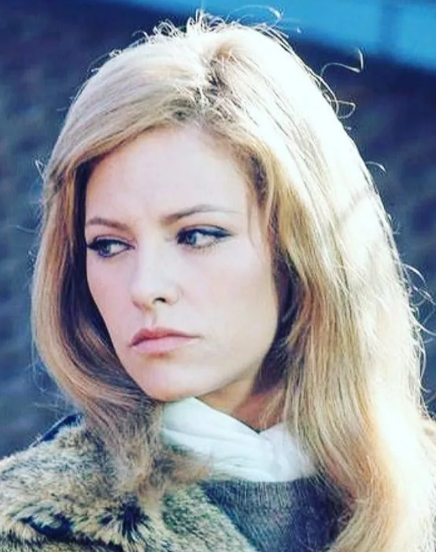 Натали Делон - мама Энтони Делона