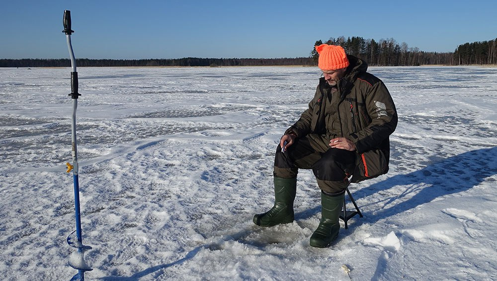 Рыбалка в холодной воде. Тест на зимнего рыбака.