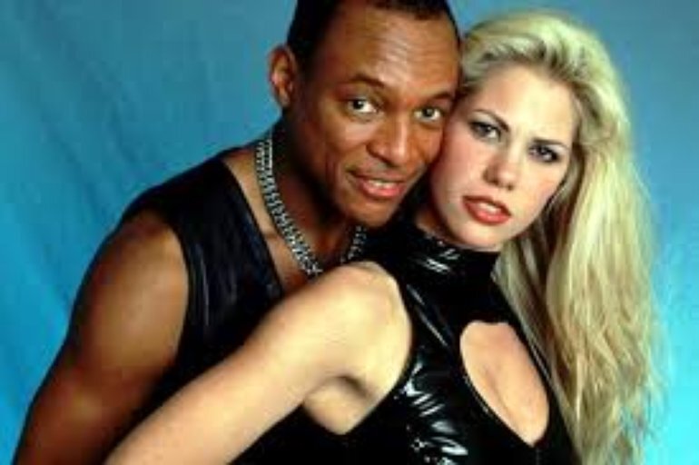 Проект «E-rotic». Фото интернет.