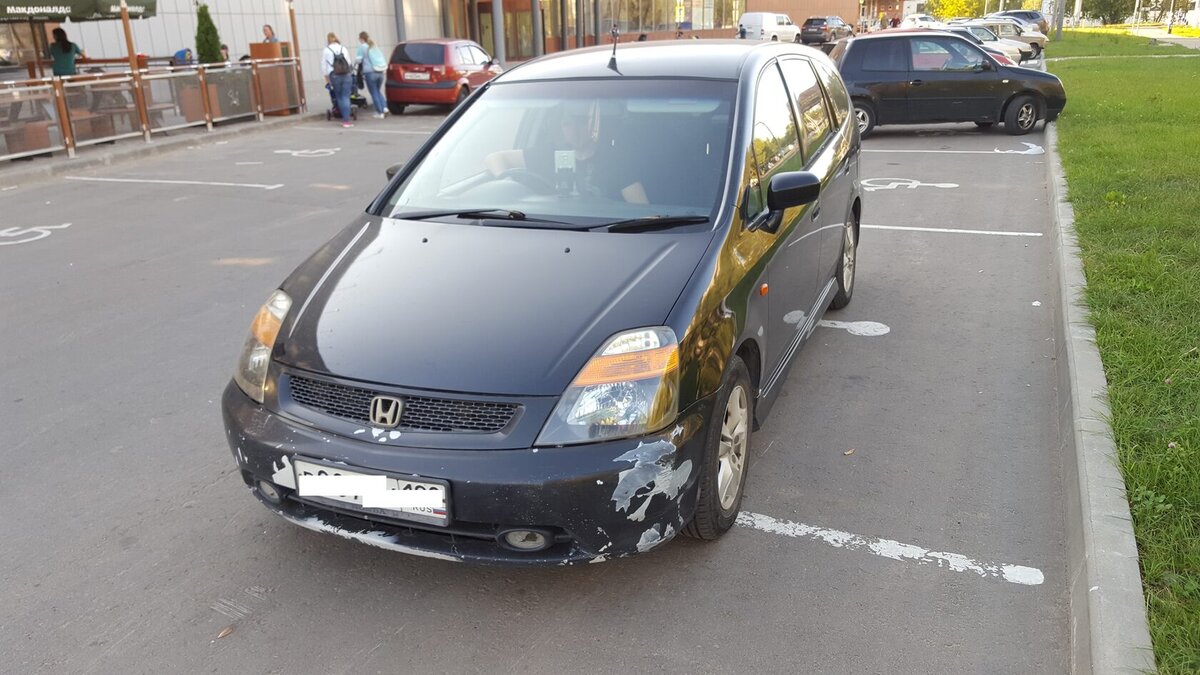Даже скромному семейному бюджетному автомобильчику требуется хоть какой-то, но АвтоЗвук.