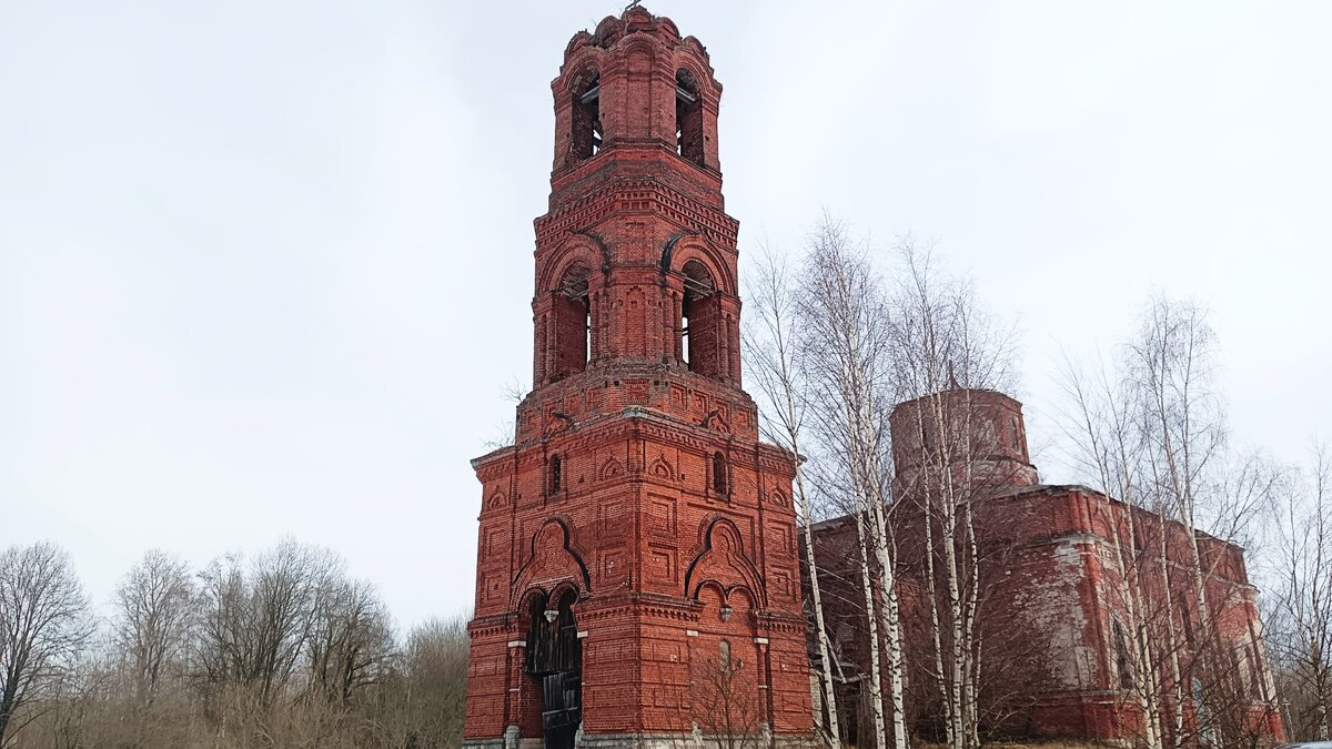 Церковь Казанской иконы Божией Матери в Красном