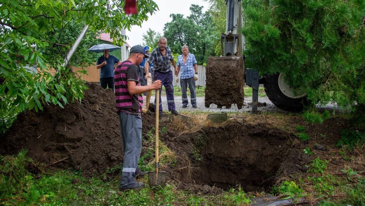     В Ставропольском крае не представляется возможным улучшить ситуацию с водой, заявил глава Изобильненского округа Владимир Форостянов.