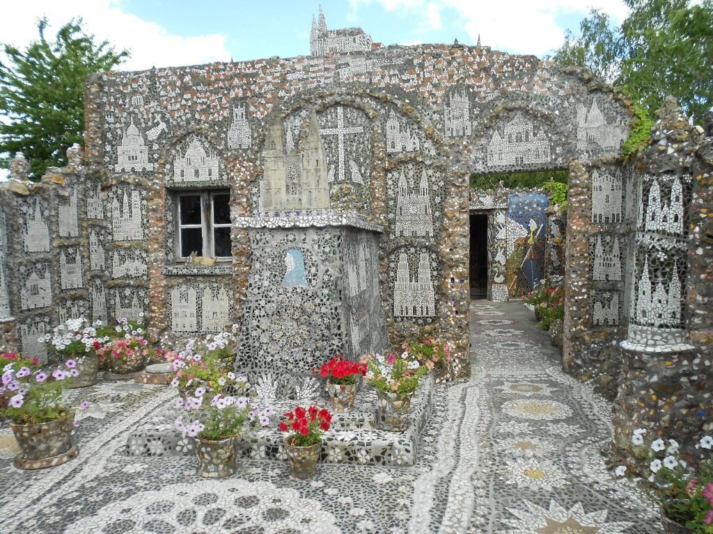 Вот так выглядит Дом Пикасьетт (фото с сайта atlasobscura.com)