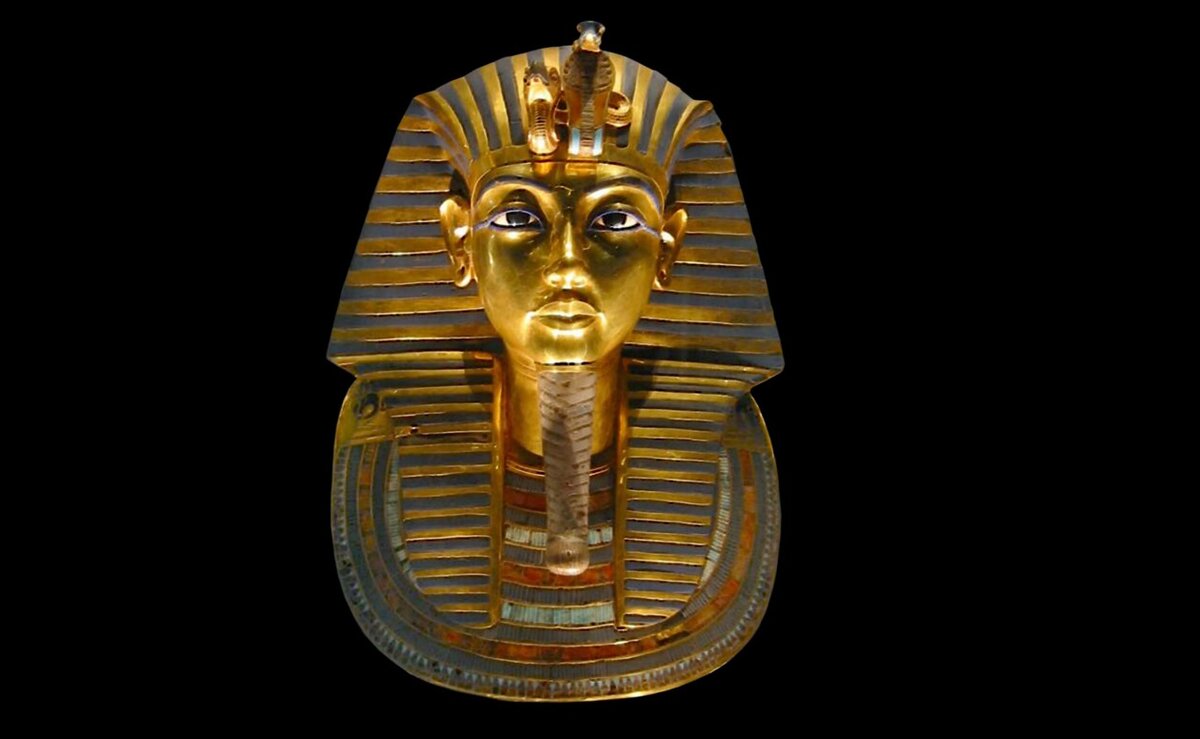 Погребальная маска Тутанхамона. Египетский музей, Каир, Египет