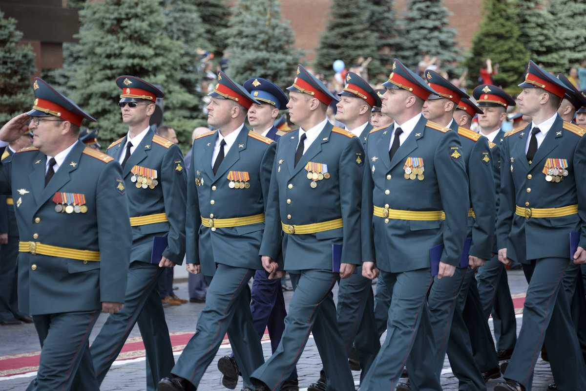 Фото в парадной форме