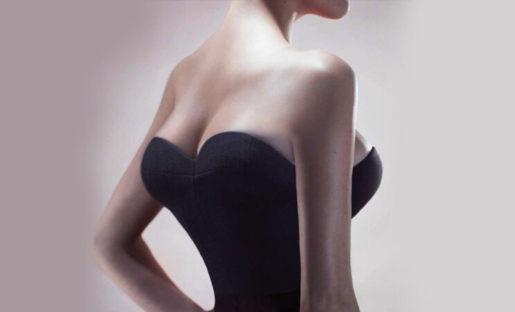 Попробуйте угадать, что рекламирует эта модель? Ответ ищите в конце статьи.:)