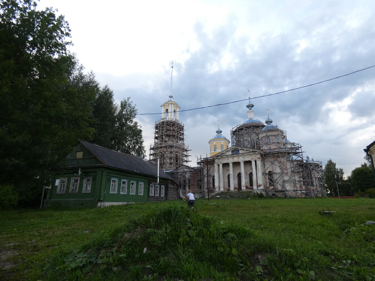 У старой церкви дзен