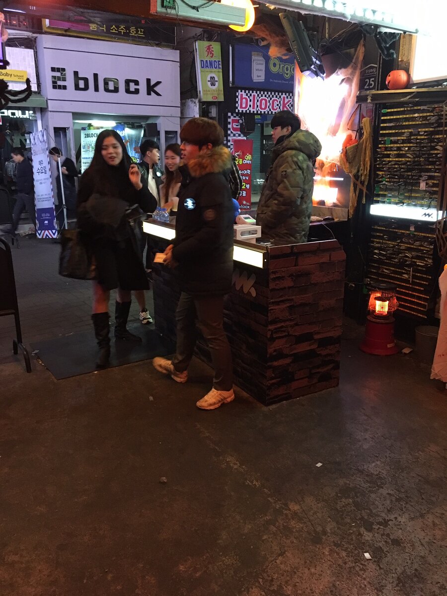 Непривычно даже после непафосных клубов Петербурга 