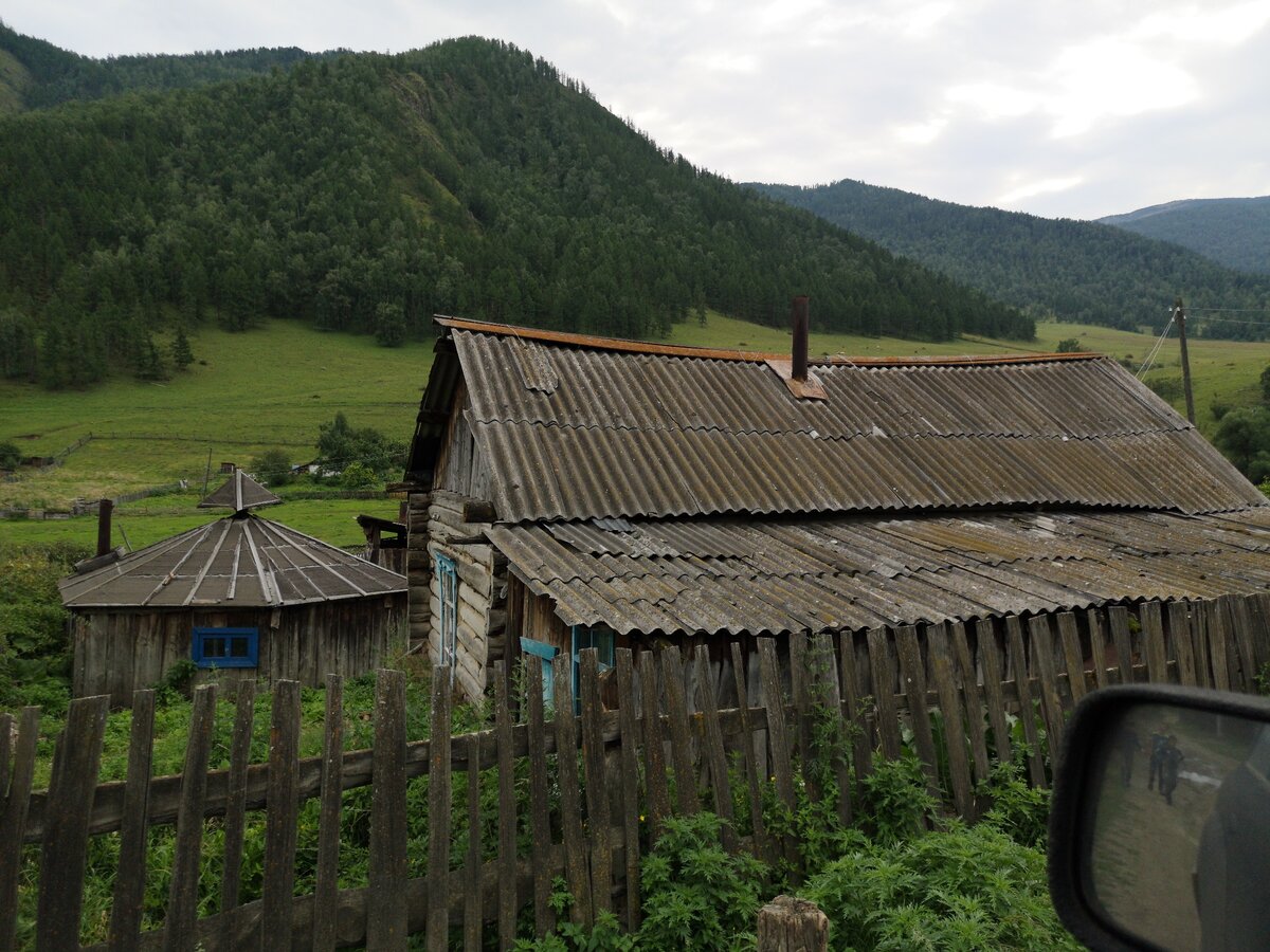 Брошенные дома в глубинке Алтая | Жизнь в движении | Дзен