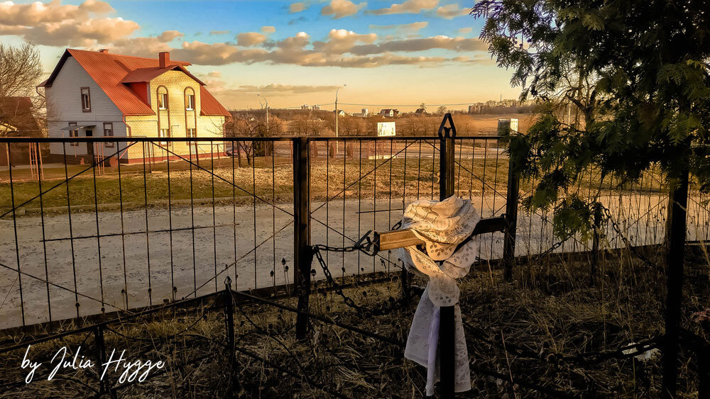 На фото: Конзаводское кладбище, ул. Лепешинского, г. Гомель, Беларусь 
