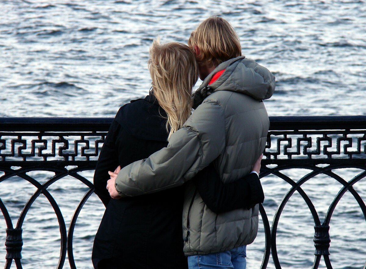 https://pixabay.com/ru/photos/пара-любовь-нежность-влюбленные-168191/