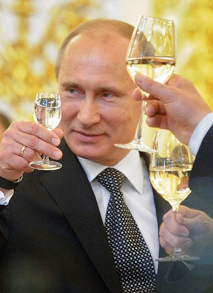 Как президент пьет водку, но совсем не пьянеет? 