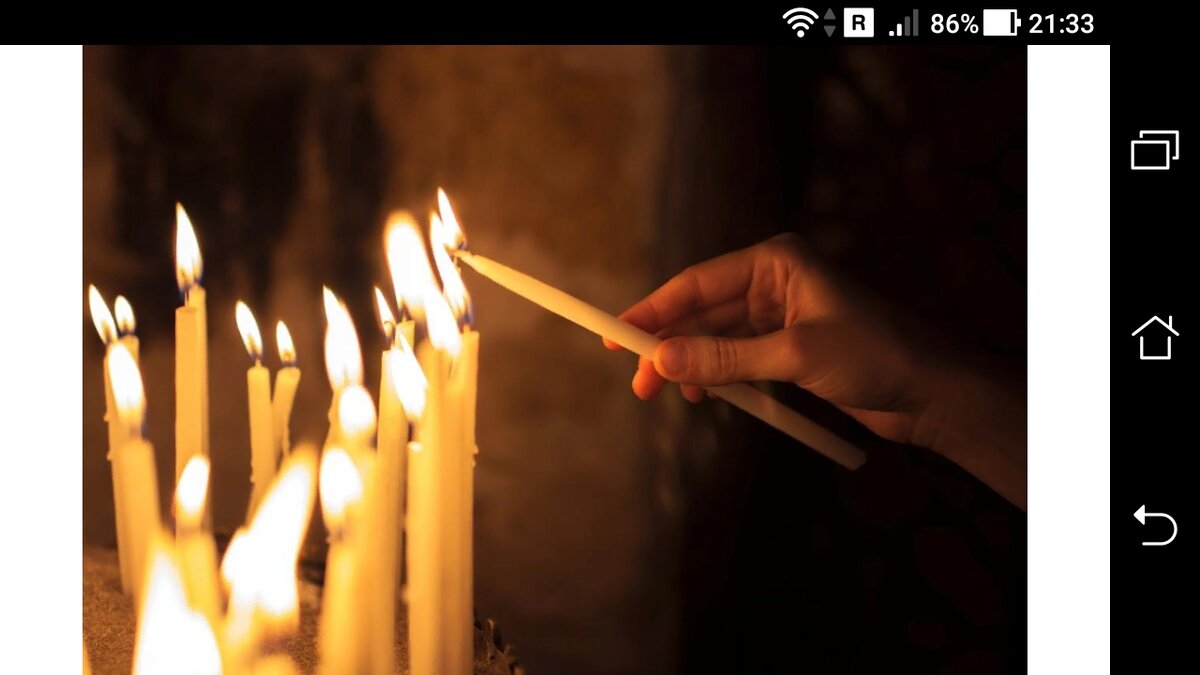 фото Свеча в алтарь на ситуацию в 3-х Церквях 