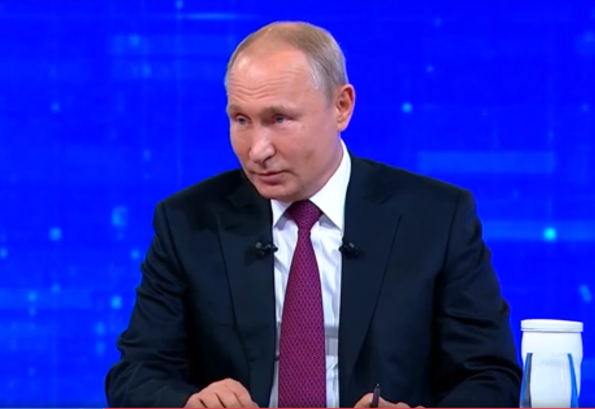 кадр с прямой линии 2019г.