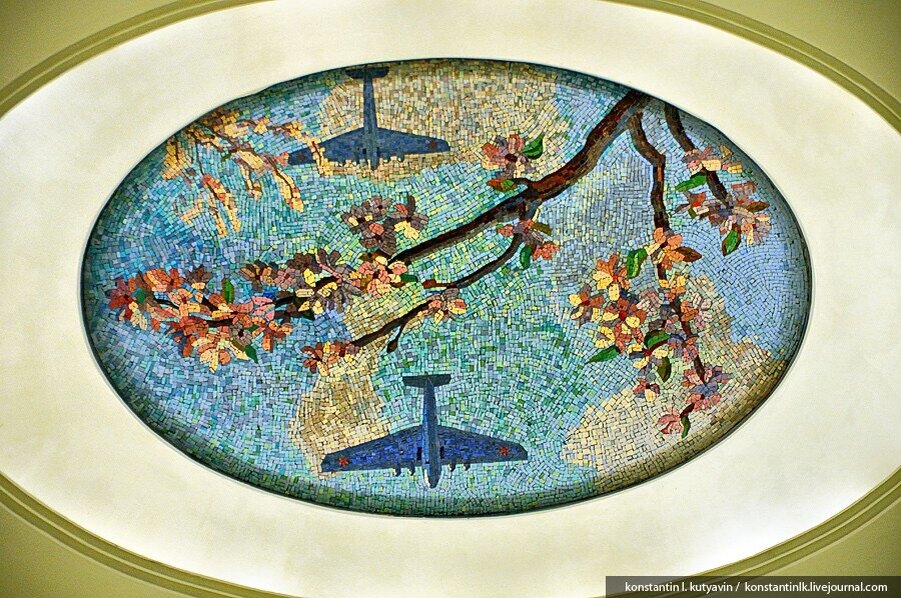 Мозаичное панно. Автор В. Фролов