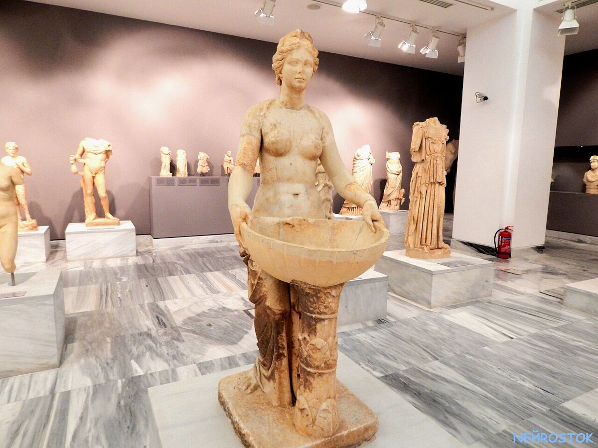 Святой георгий победоносец покровитель. Академия платона фреска помпеи. Мифы древней греции сизиф. В греческой мифологии. Прометей древняя греция.