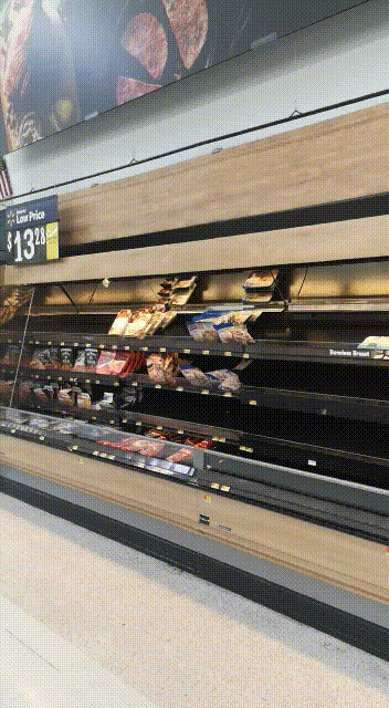 Опустевшие полки с мясом. Видео Анастасии Дерябиной