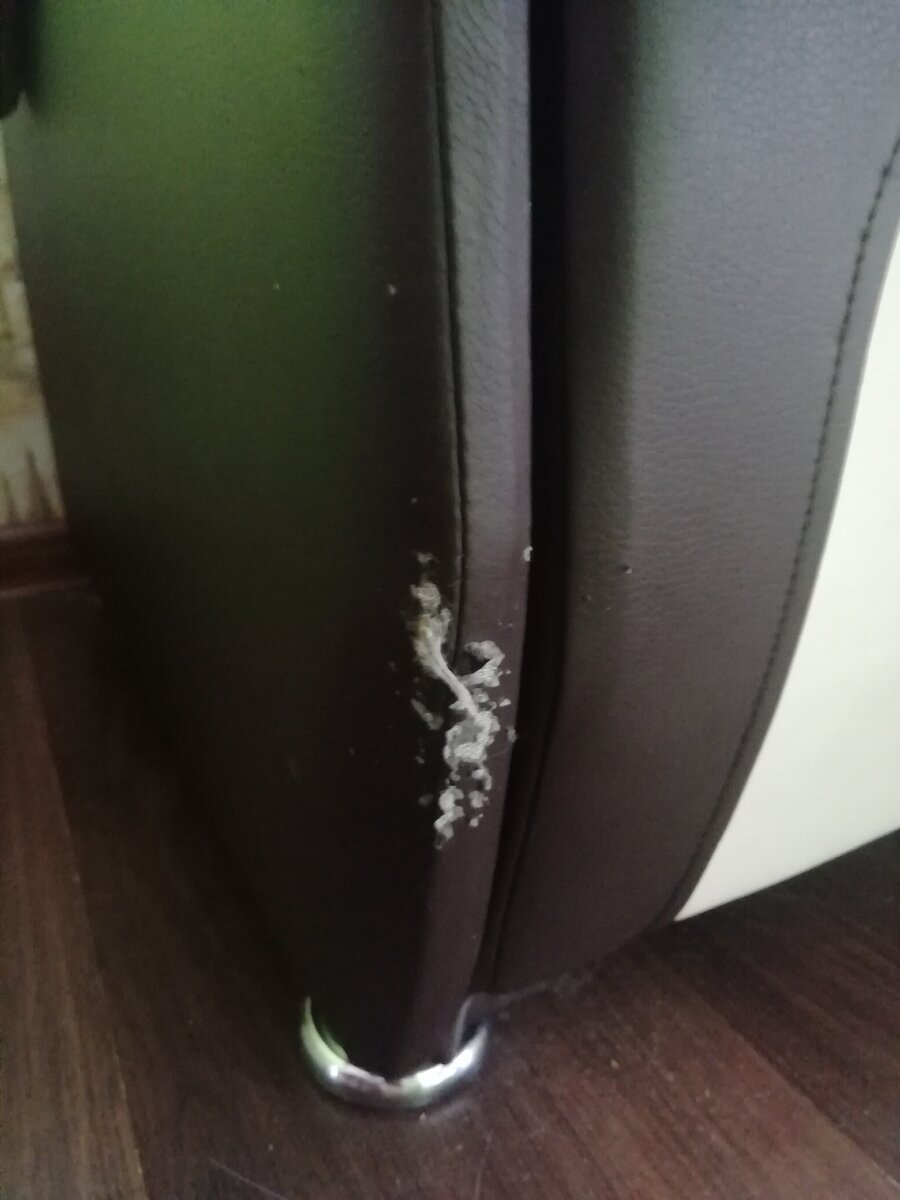 С угла на диване вот такая красота 