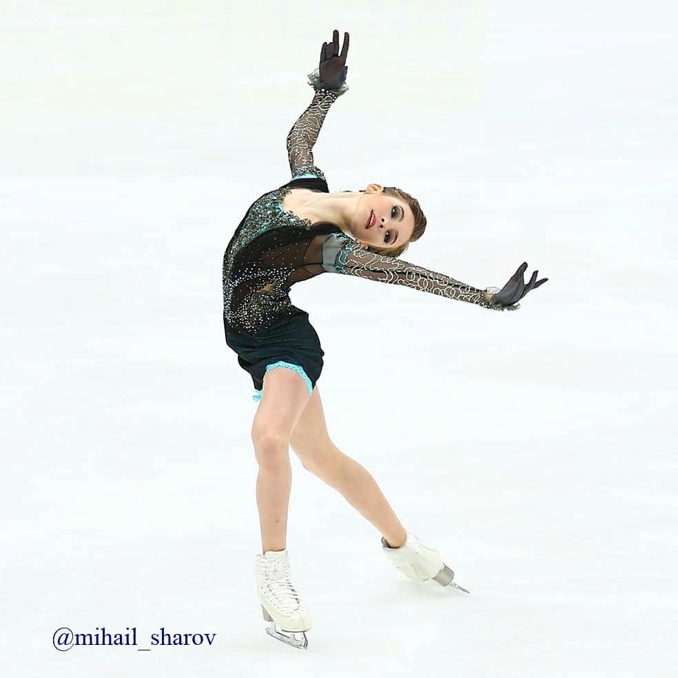 Анна щербакова фигуристка. Щербакова анна фигурное катание. Фигурному катанию анна щербакова 2021. Анна щербакова произвольная программа 2021. Произвольная программа щербаковой 2021.