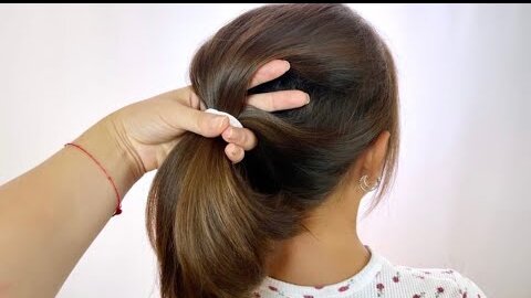 15 причёсок, которые любая девушка сделает за 5 минут - Лайфхакер