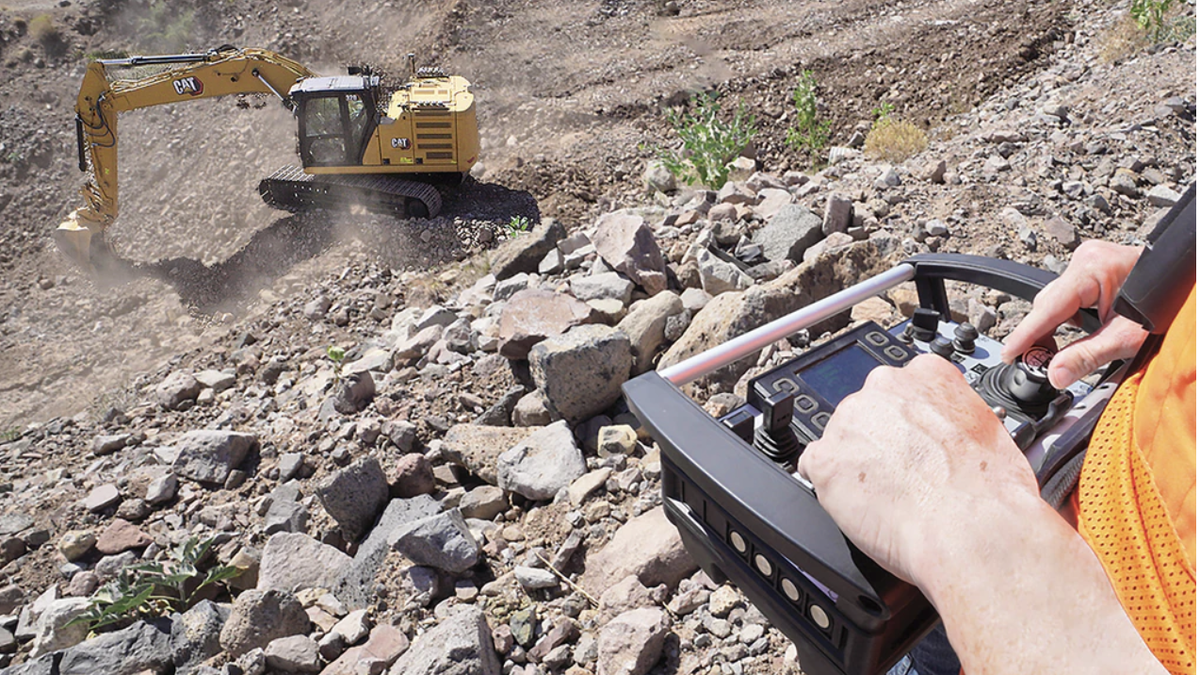 Фото: https://www.forconstructionpros.com/construction-technology/press-release/21603305/caterpillar-cat-caterpillar-rolls-out-cat-command-remote-control-for-excavators