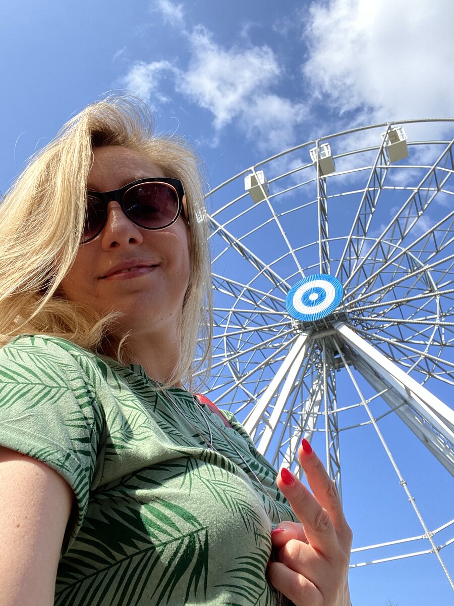 Фото автора. Путешествую по России и миру в футболке из фикс прайс. Неудобств не заметила )))