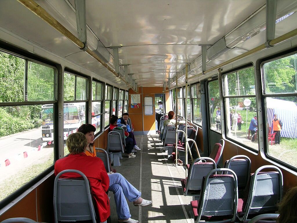 Трамвай модели КТМ-5М3 (71-605) 