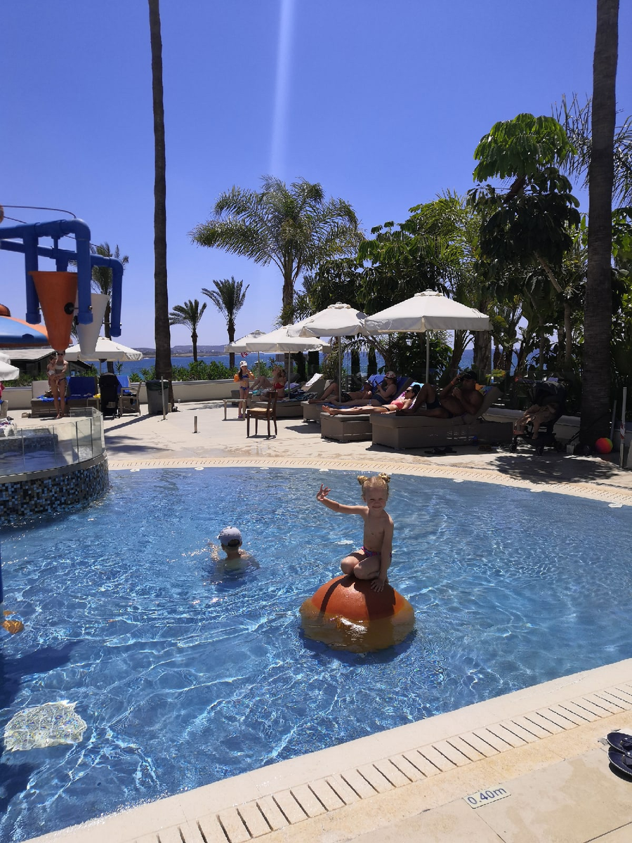 Детский бассейн