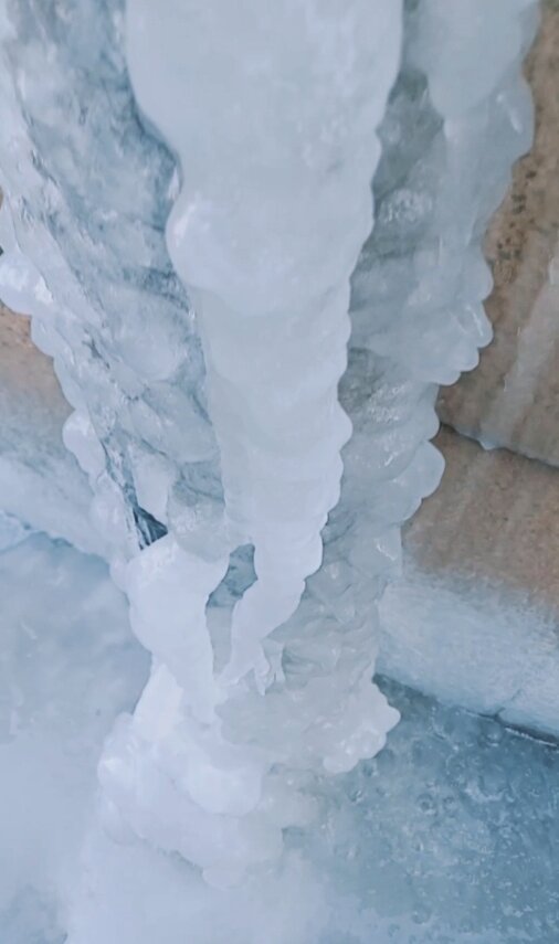 Вот эта труба. Словно Водный Элементаль