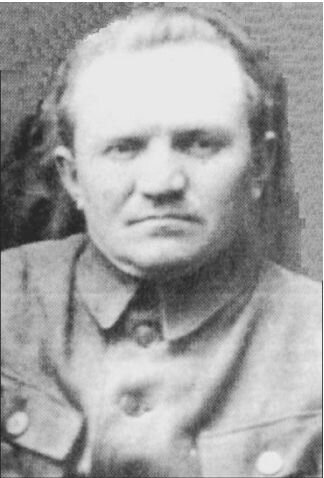 Шамси Садриевич Абзанов (башк. Шәмси Саҙрый улы Абҙанов, 1894—1937) — экономико-географ, педагог, профессор БГПИ им. К.А. Тимирязева. 
В августе 1931 года назначен директором и одновременно заведующим кафедрой экономической географии Башкирского государственного педагогического института имени К. А. Тимирязева. В начале 1930-х годах вышли его три объёмные статьи на башкирском языке: «Франция» (1933), «Северо-Американские Соединённые Штаты» (1933) и «Современная Германия» (1934). Шамси Абзанов принимал участие в создании учебных пособий по экономической географии и в подготовке первого выпуска сборника научных трудов института