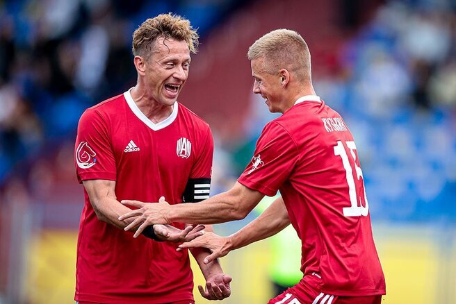 Сегодня, 31 августа, состоялся матч стадии 1/128 финала Кубка России по футболу, в котором сошлись "Тверь" и "Амкал". Встреча прошла на поле стадиона "Зоркий" в Красногорске. Обслуживала игру бригада арбитров во главе с Владимиром Сельдяковым из Балашихи. Встреча завершилась победой "Амкала" со счётом 1:0.

Единственный гол в этой встрече забил защитник "Амкала" Дмитрий Кузькин. Он воспользовался результативной передачей от полузащитника Михаила Прокопьева. После этого "Тверь" пыталась исправить положение, но так и не смогла забить ответный мяч. Встреча завершилась со счётом 1:0.

Эта победа помогла "Амкалу" Выйти в 1/64 финала Кубка России, с чем мы их поздравляем! Следующий матч у "Амкала" с командой "Звезда СПБ", верим в ребят и будем их усиленно поддерживать! 