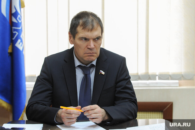    Ларьки, принадлежащие Андрею Барышеву, были признаны незаконными и подлежащими сносу