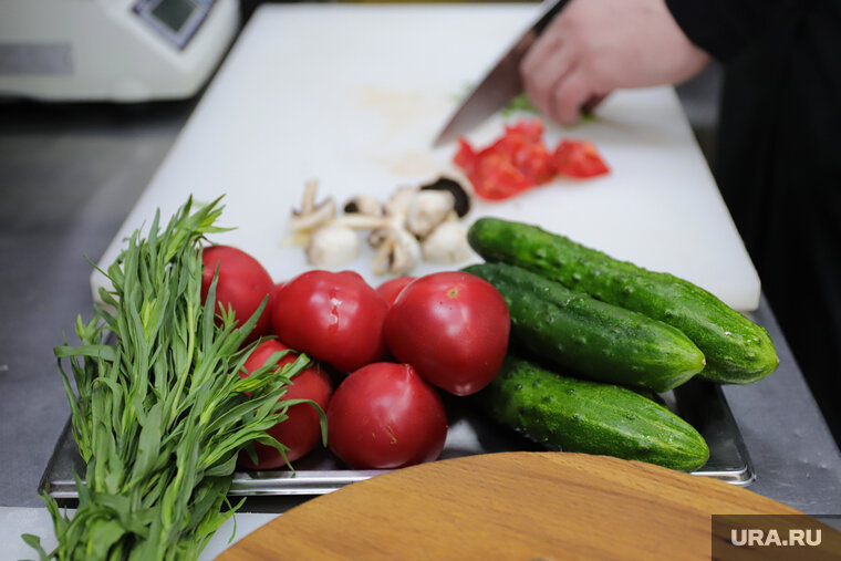    Жители региона стали больше денег оставлять в магазинах и готовить дома