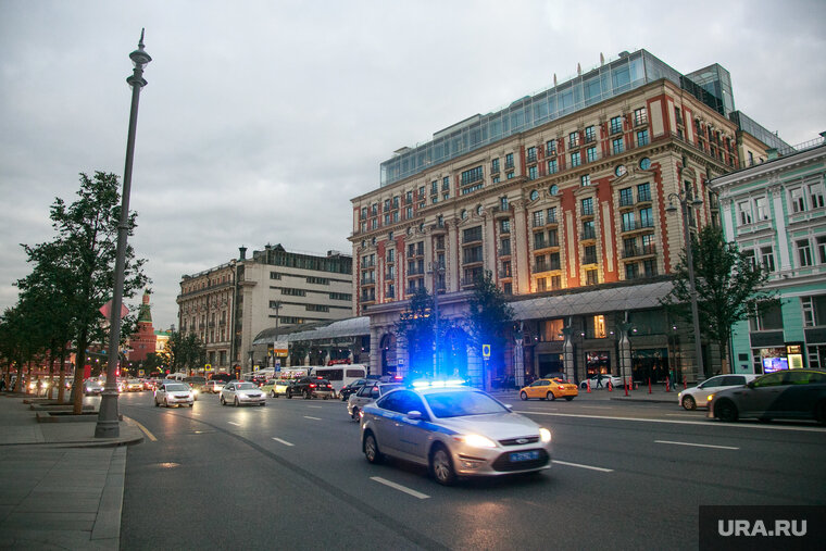    Роженицу довезли до больницы с мигалками и сиреной