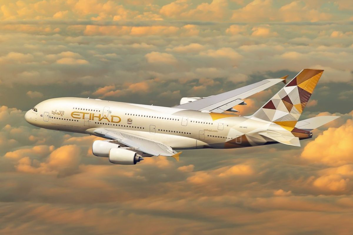 Этихат. A380 Etihad. Etihad Airways самолеты. Авиакомпания Абу Даби Этихад.