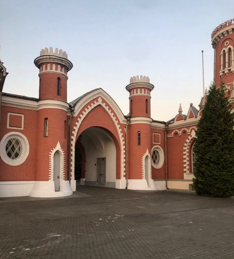 Петровский путевой дворец 