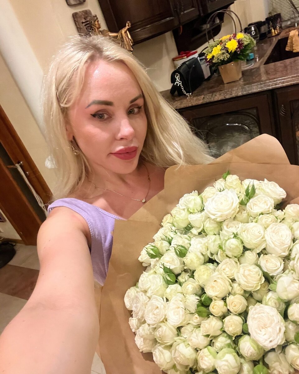    Лола Тэйлор (Lola Taylor). Фото: со страницы Любови Бушуевой ВК vk.com/lolataylor