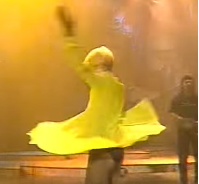 Кадр из телепередачи "Песня 95"