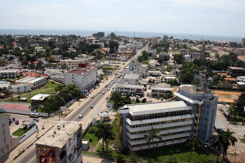 Congo brazzaville. Пуэнт-Нуар Республика Конго. Город Браззавиль в Конго. Республика Конго столица Браззавиль. Конго Киншаса.