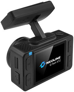 Помимо Full HD-формата со стандартным битрейтом есть режим Full HD Max с повышенным битрейтом для максимальной детализации. Используется матрица Sony и линза с апертурой f/1.8, что гарантирует записям высокую четкость и ровную цветопередачу. Включенный режим WDRулучшит общую контрастность и решит проблемы неравномерной освещённости на разных участках кадра. Обзор дорожной части на 140° покрывает порядка 5-ти полос движения. Для съёмки ночью реализован алгоритм, меняющий цветность видео, что повышает информативность видеороликов.