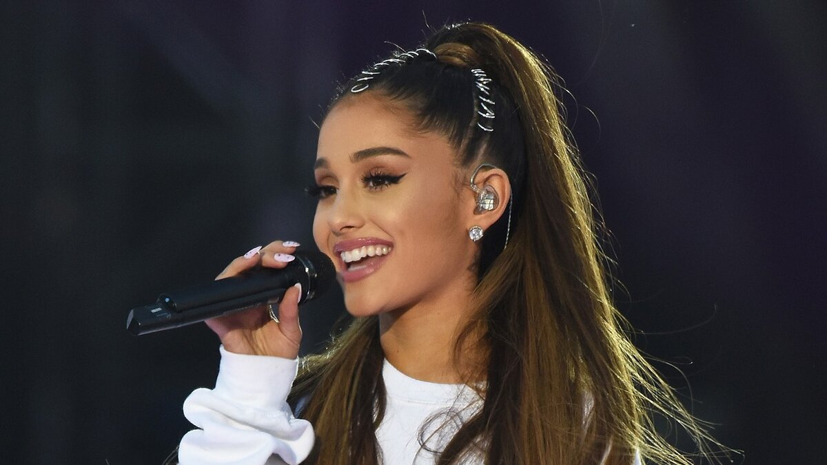 Ariana Grande - главная поп-звезда планеты на начало 2019 по версии "The Village" (а ещё "Billboard" и не только)
