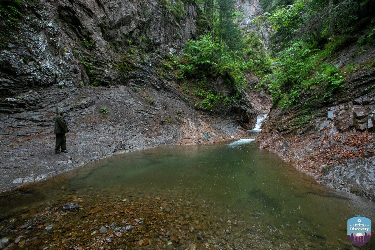 Чёрный шаман водопад Приморский