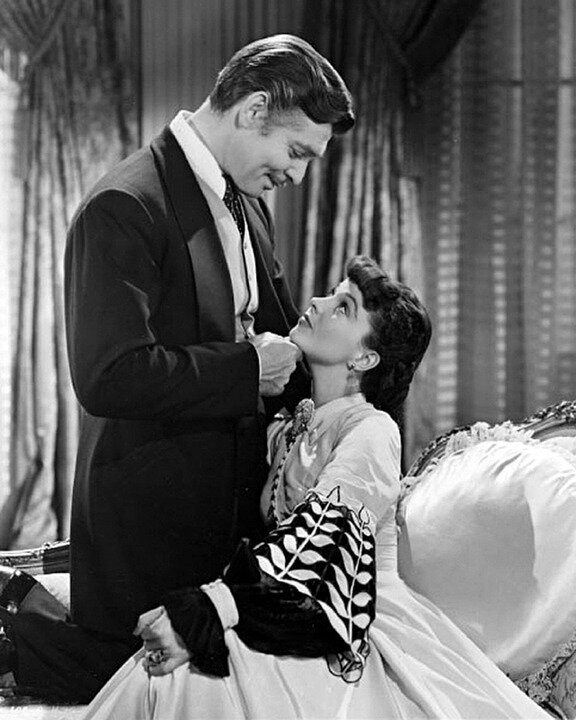 https://cdn.pixabay.com/photo/2014/07/22/21/50/clark-gable-399715_960_720.jpg
