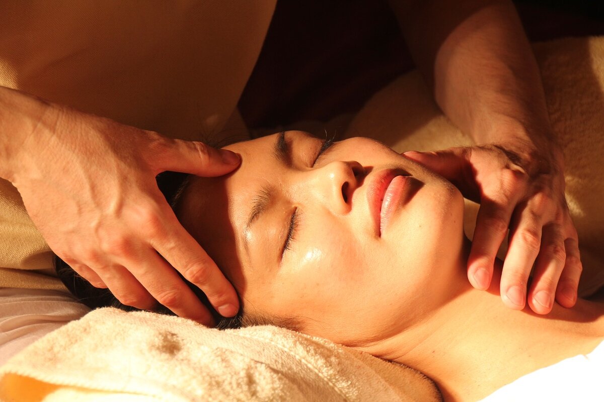 Источник изображения: https://pixabay.com/photos/massage-wellness-japanese-1929064/