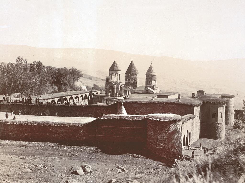 Общий вид с юго-запада, до 1915 года (Ереван, Музей-институт Геноцида армян).