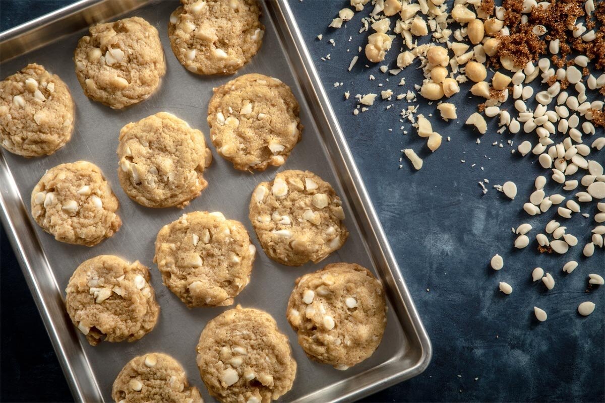 BHU foods, White Chocolate Macadamia cookie Dough, Keto Bar