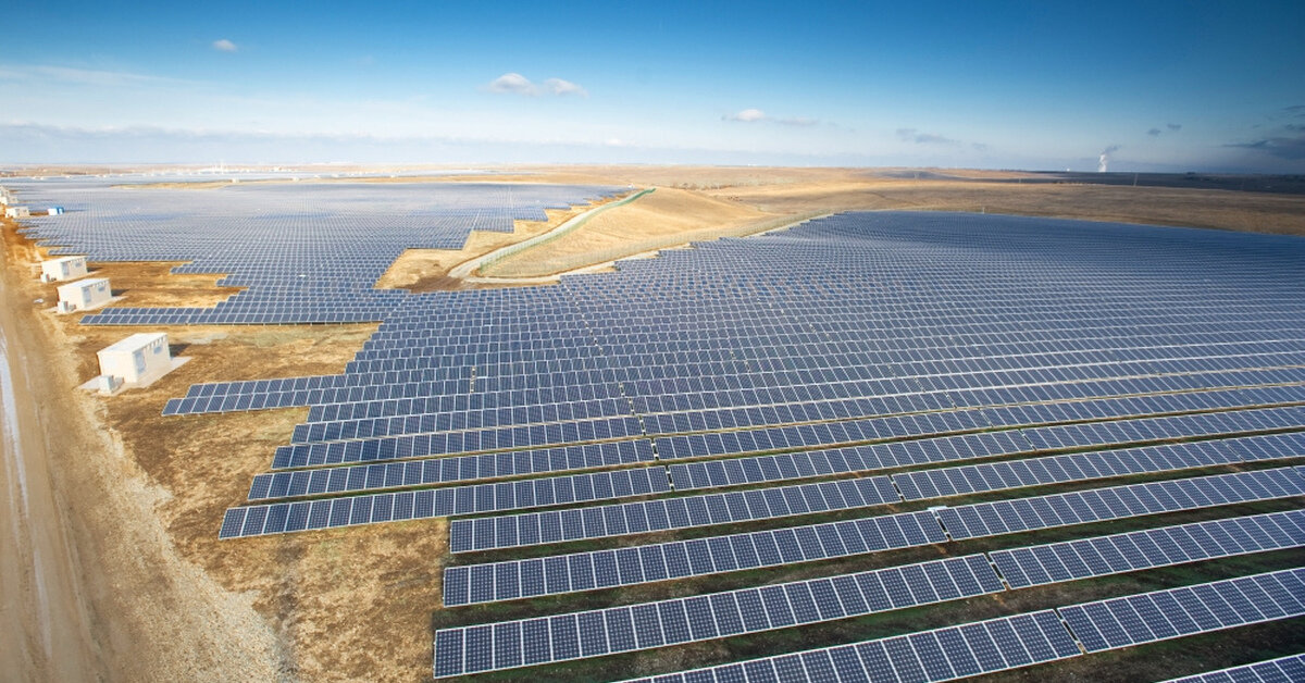 Солнечная электростанция Перово мощностью в 105МВт располагается на участке около 200 га 