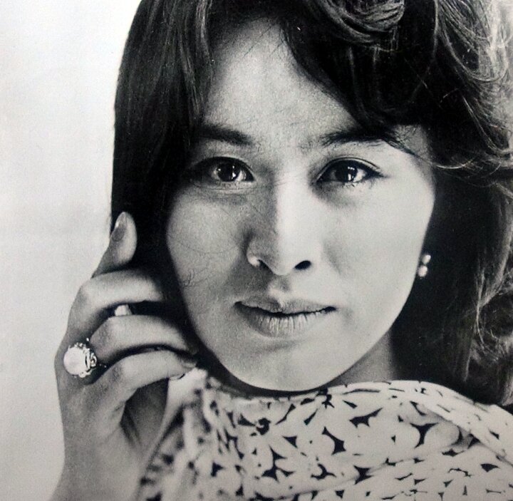 Восточная красавица советского кино дарила цветы Гагарину, дружила с Высоцким-сан и Табаковым-сан