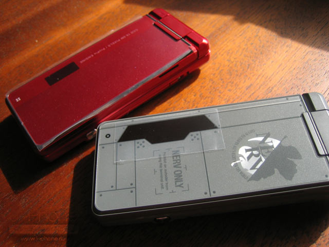 Sharp Docomo SH-06A NERV Evangelion
